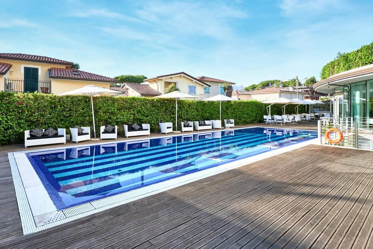 Mondial Resort & Spa Marina di Pietrasanta 4*,  Olaszország