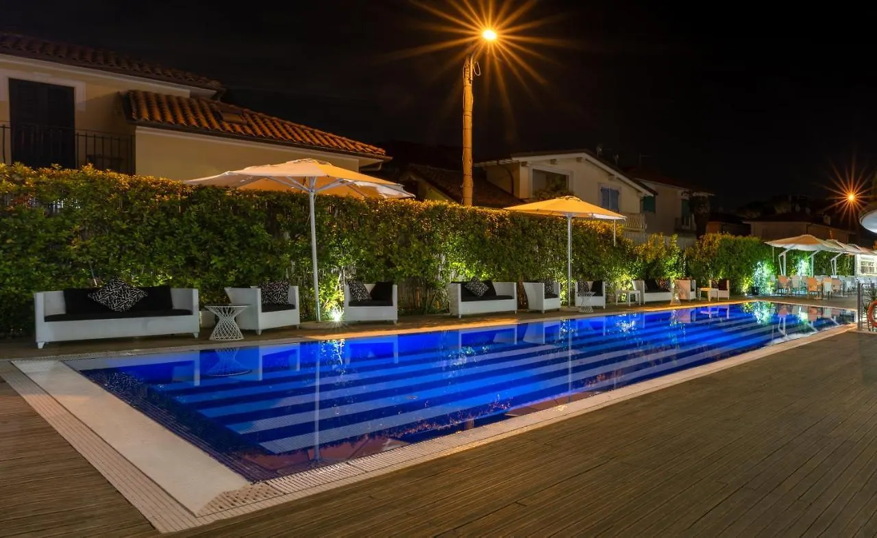Mondial Resort & Spa Marina di Pietrasanta 4*,  Italy